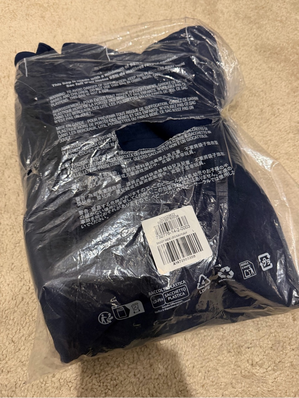 GAP Wide-Leg Pants in Navy - Picture 12 of 13